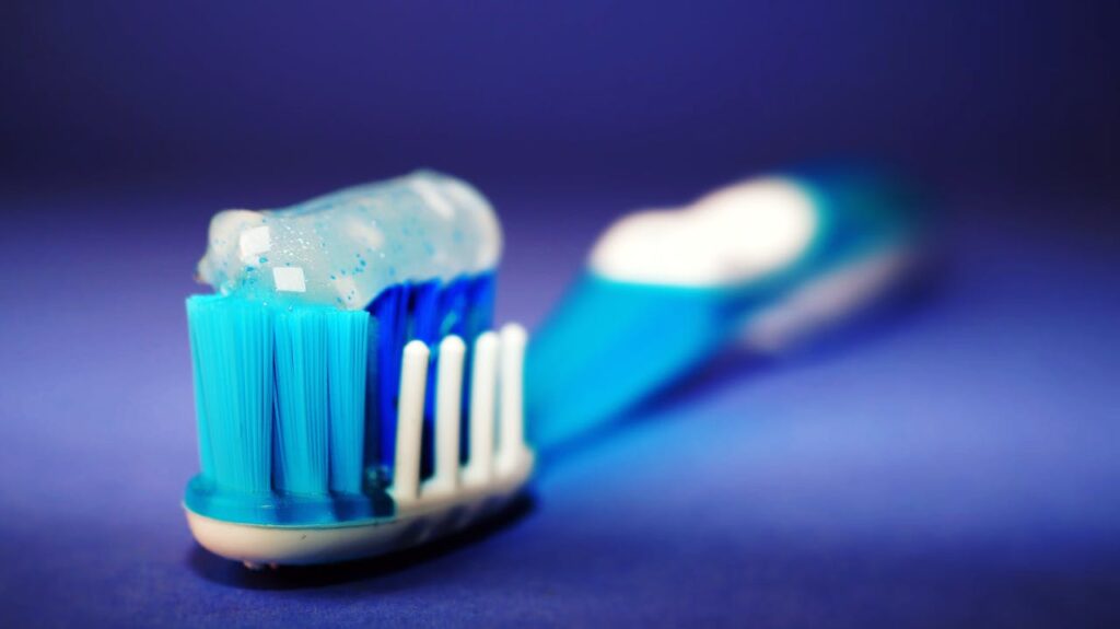 The Science Behind Maintaining Oral Hygiene Beyond Regular Check-Ups